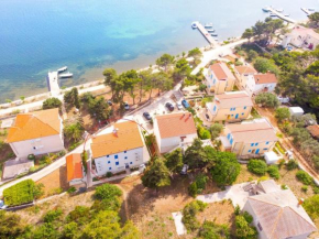 Apartment Goran-30m close to beach